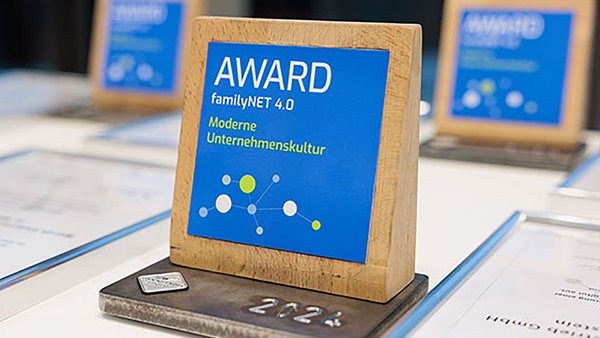 Einladung: Auszeichnung der Gewinner-Unternehmen des Wettbewerbs „familyNET 4.0" 2026